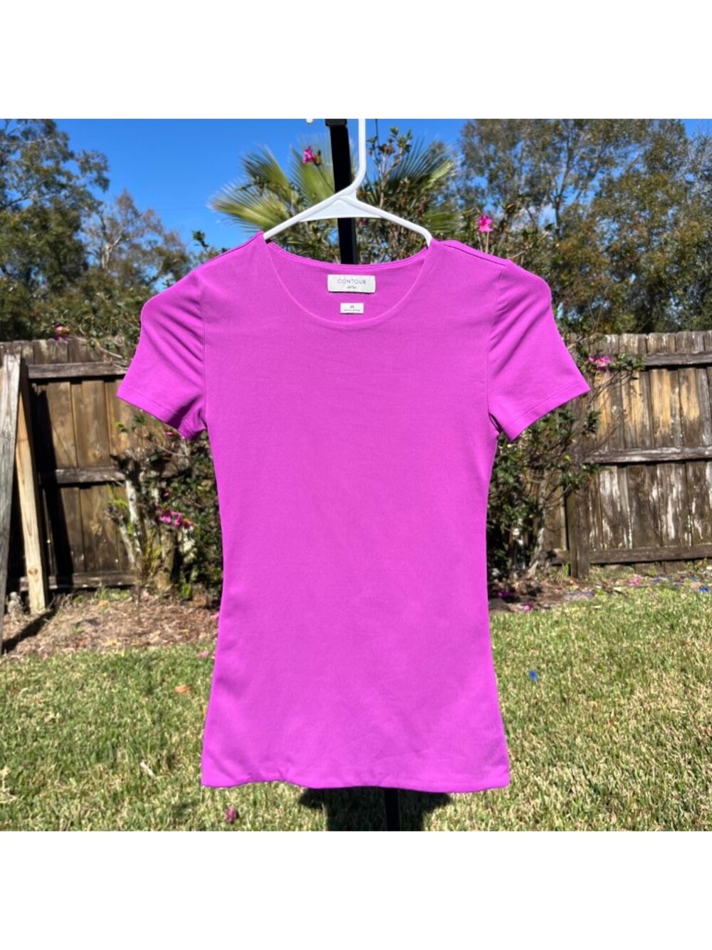 Aritzia Contour Purple Short Sleeve Shirt Size XS